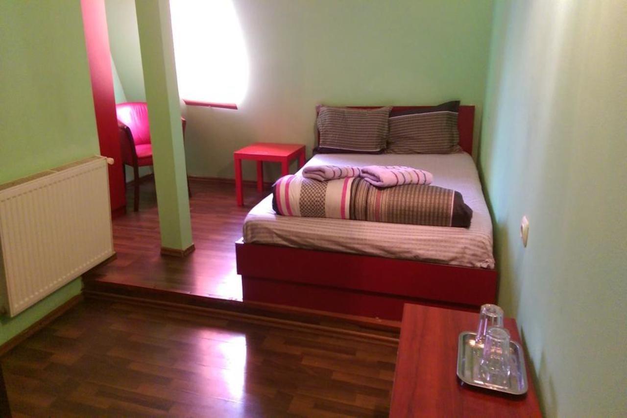 Hotel Casa Verde Prosper Bucureşti Ngoại thất bức ảnh